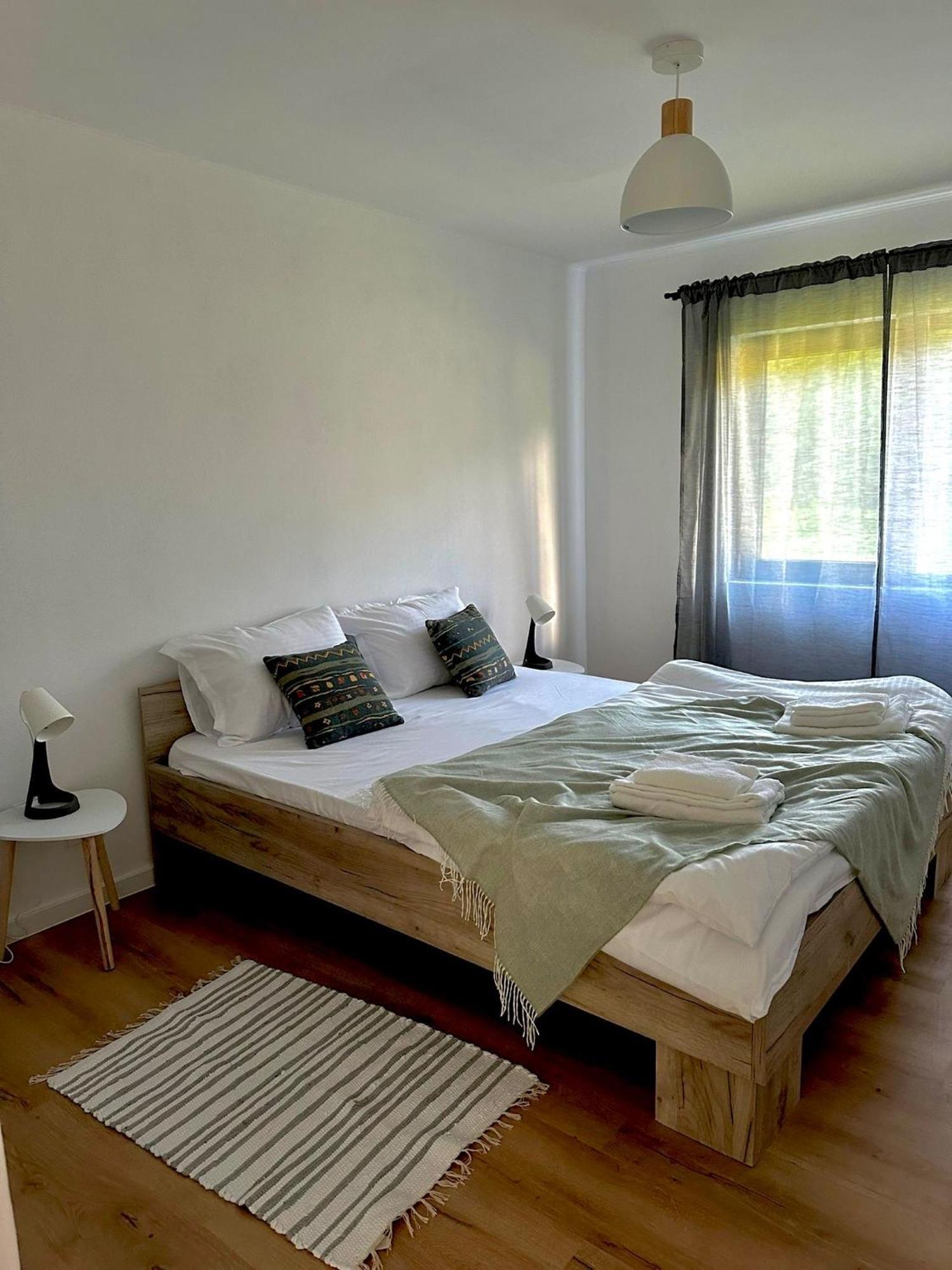 Cottage Bytheriver Arpasu de Sus Bagian luar foto